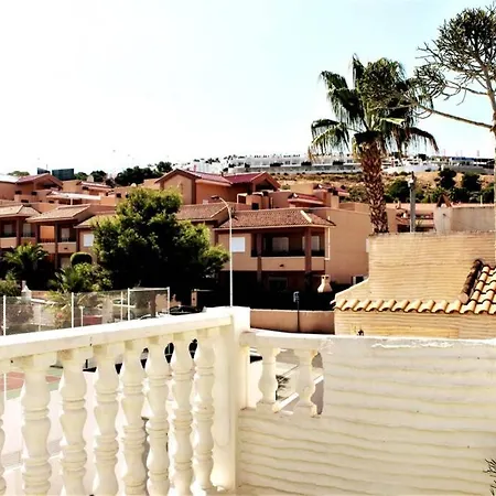 Дом отдыха Townhouse With Bbq And Pools - Costa Hispania *